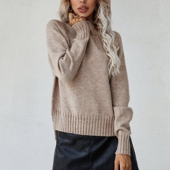 THE CLASSIC Mock Neck Sweater - Picture 2 of 10